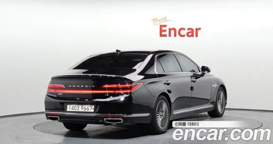 Genesis G90 