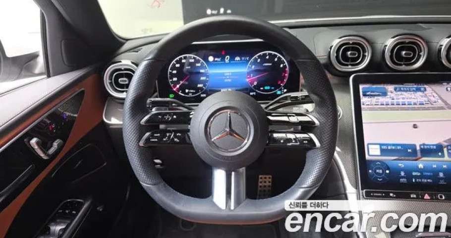 Mercedes-Benz C-Class 