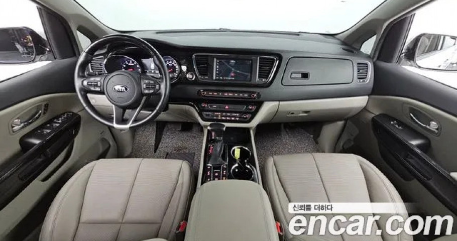 Kia Carnival 