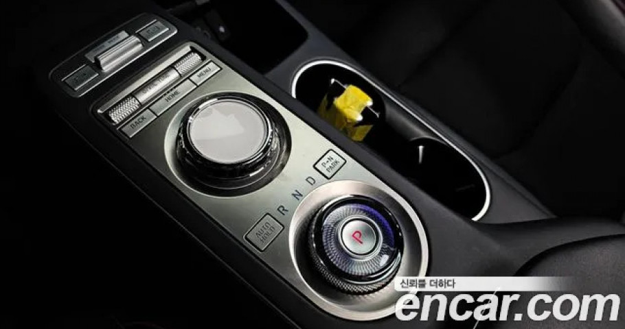 Genesis Gv70 