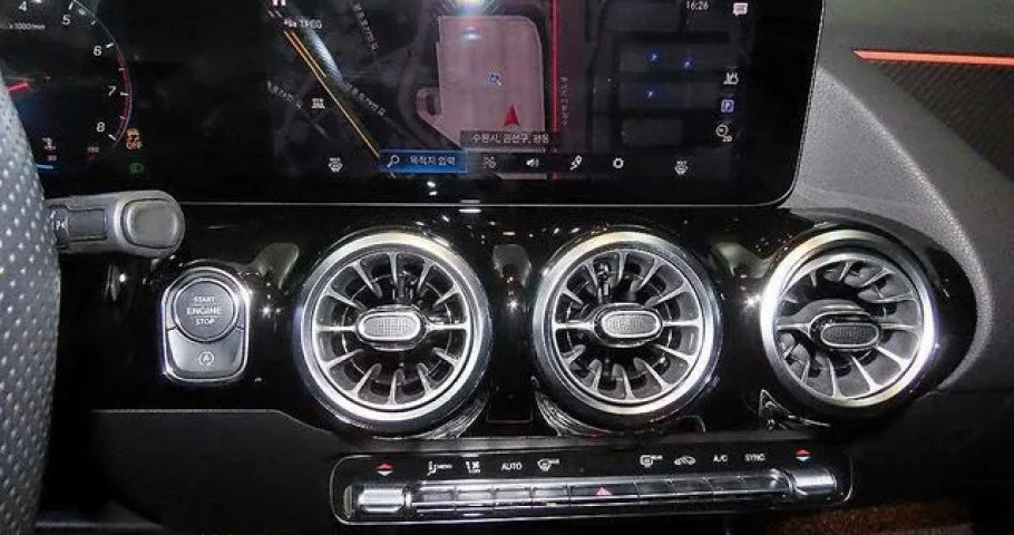Mercedes-Benz Gla-Class 