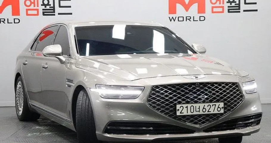 Genesis G90 