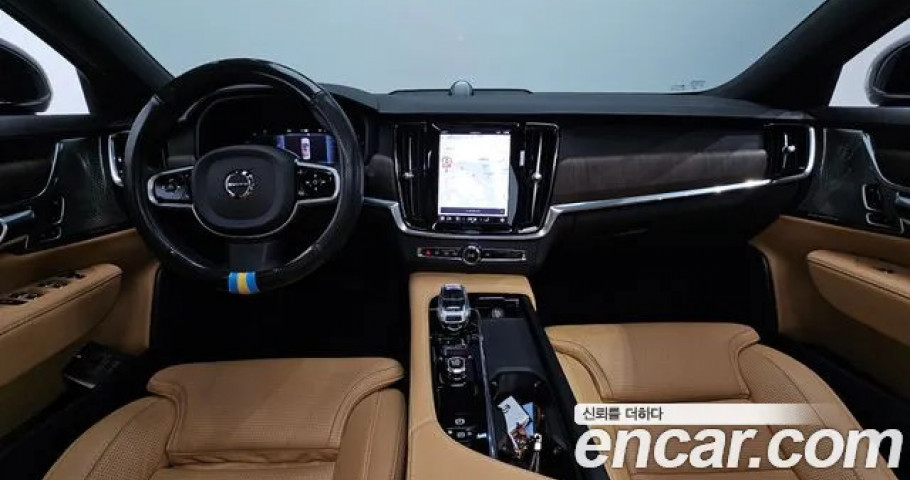 Volvo S90 