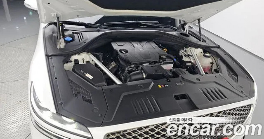Genesis Gv70 
