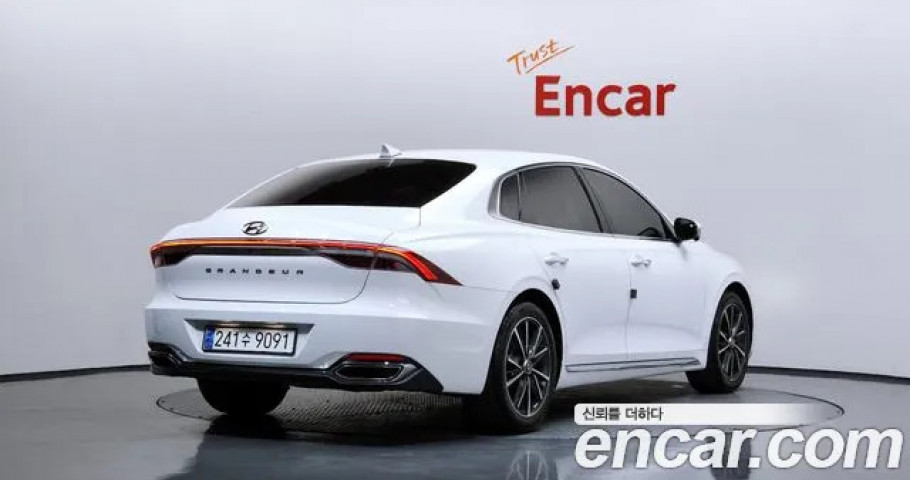 Hyundai Grandeur 