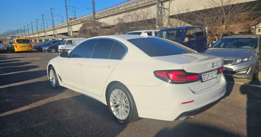 Bmw 5-Series 