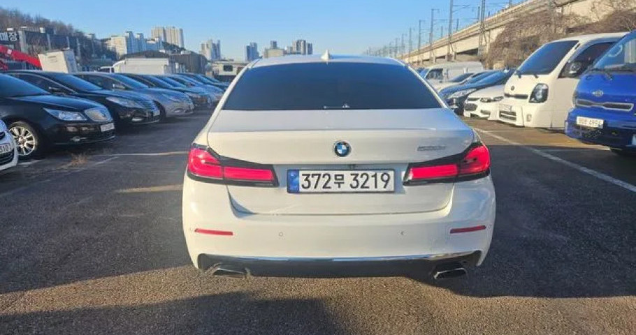 Bmw 5-Series 
