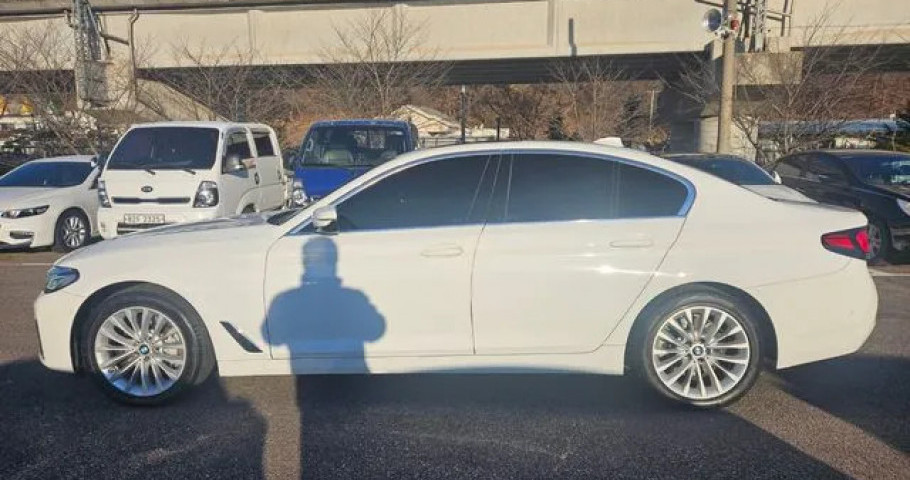 Bmw 5-Series 