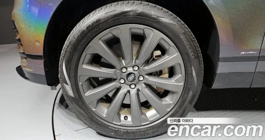 Land Rover Range Rover Velar 