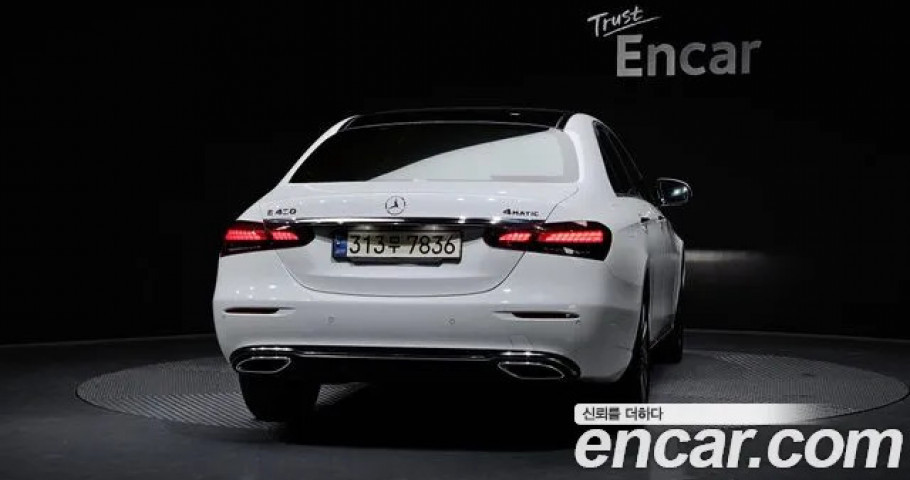 Mercedes-Benz E-Class 