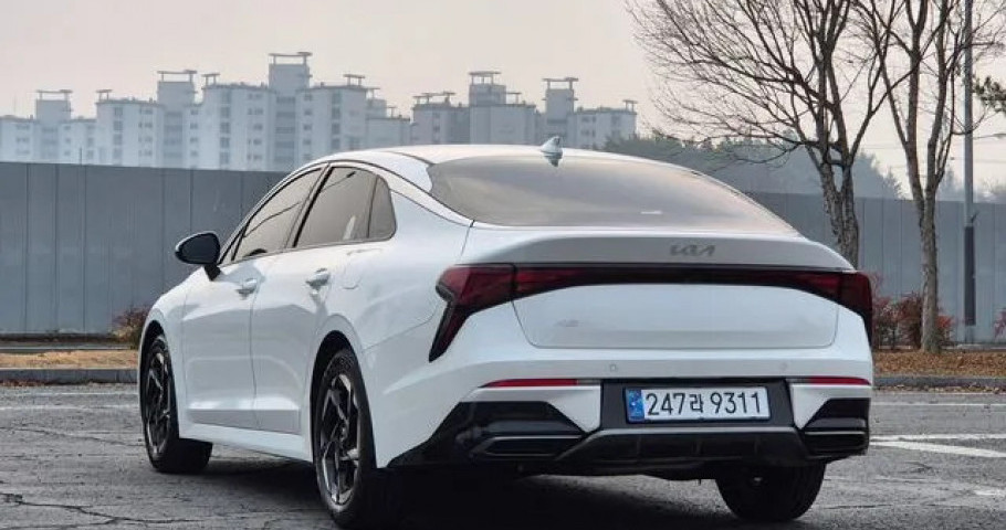 Kia K5 