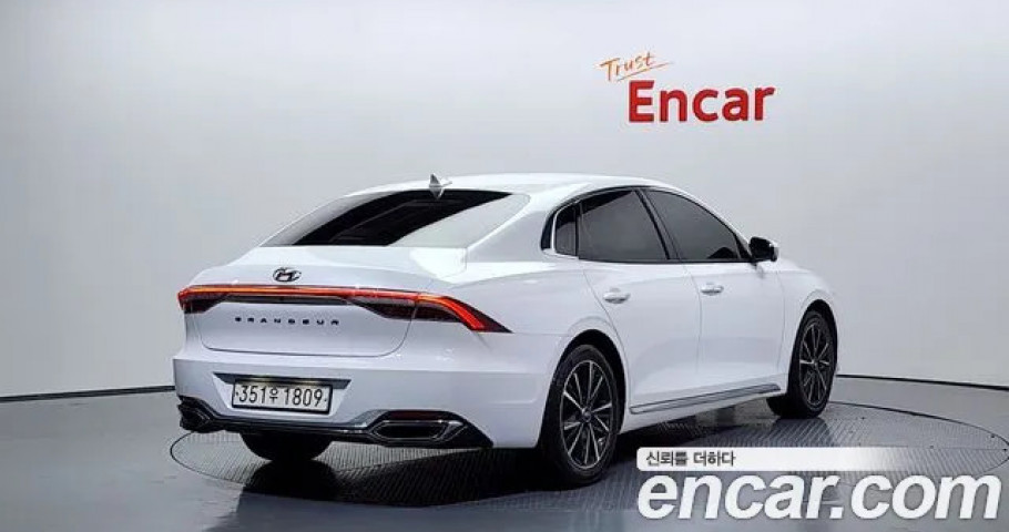 Hyundai Grandeur 