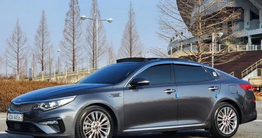 Kia K5 