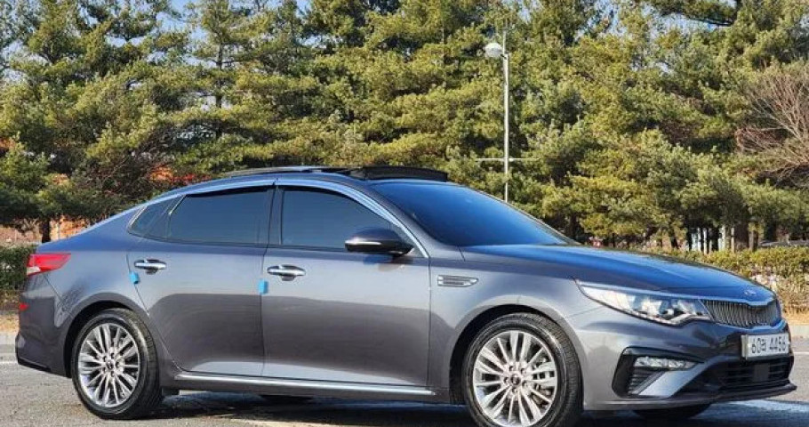 Kia K5 