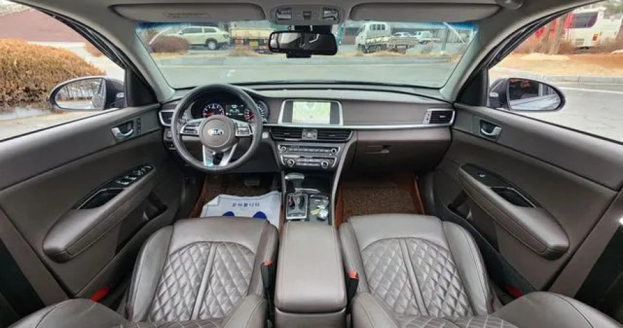 Kia K5 