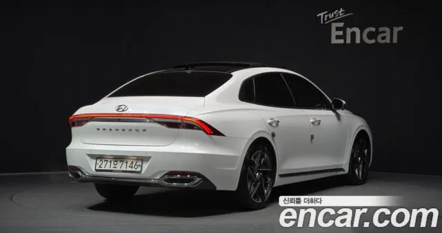 Hyundai Grandeur 
