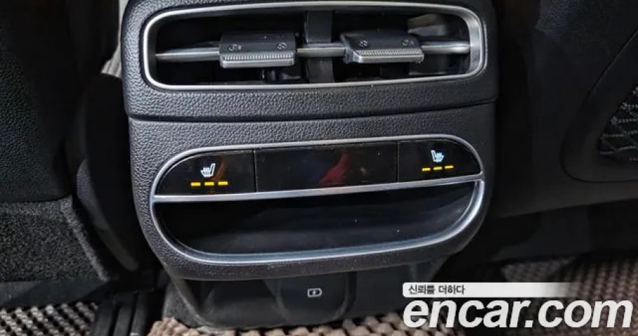 Genesis Gv70 