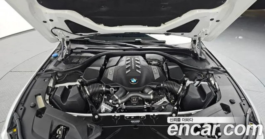 Bmw 8-Series 