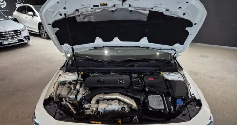 Mercedes-Benz Cla-Class 