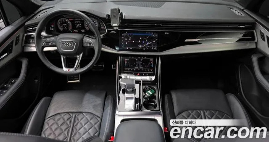Audi Q7 