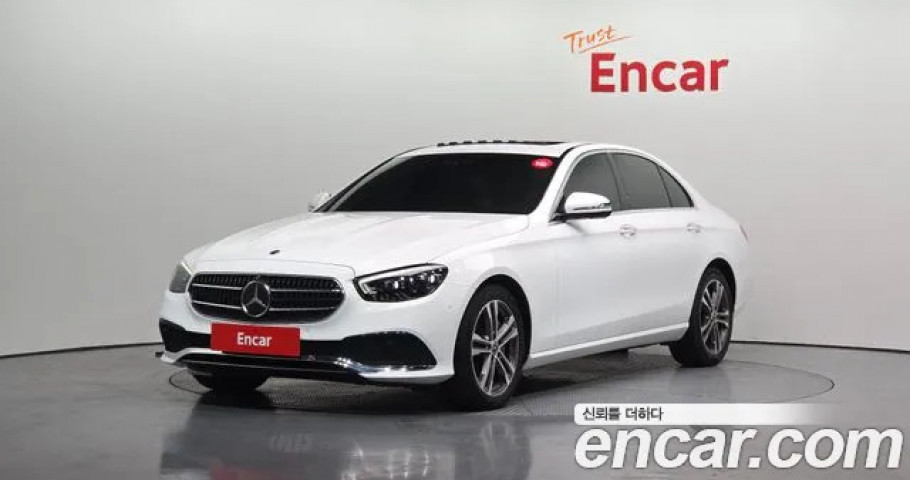Mercedes-Benz E-Class 
