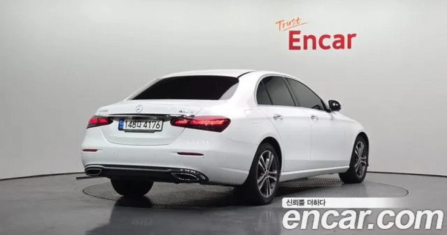 Mercedes-Benz E-Class 