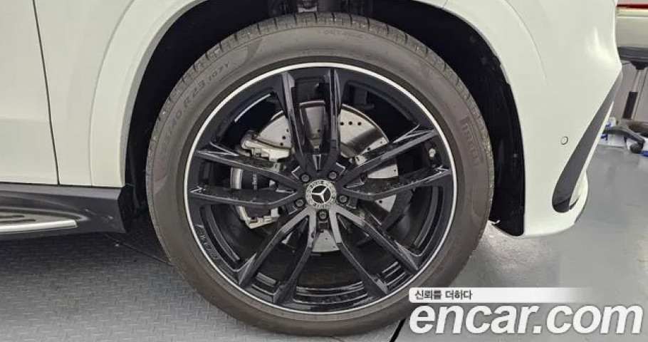 Mercedes-Benz Gls-Class 