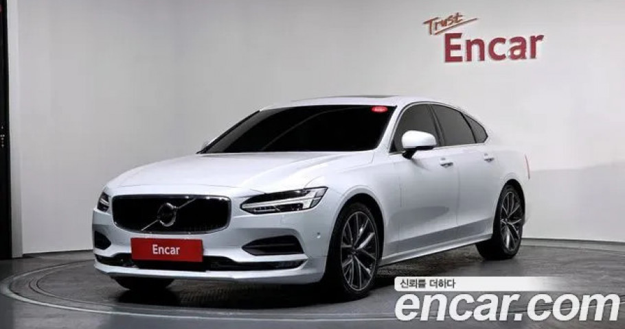 Volvo S90 