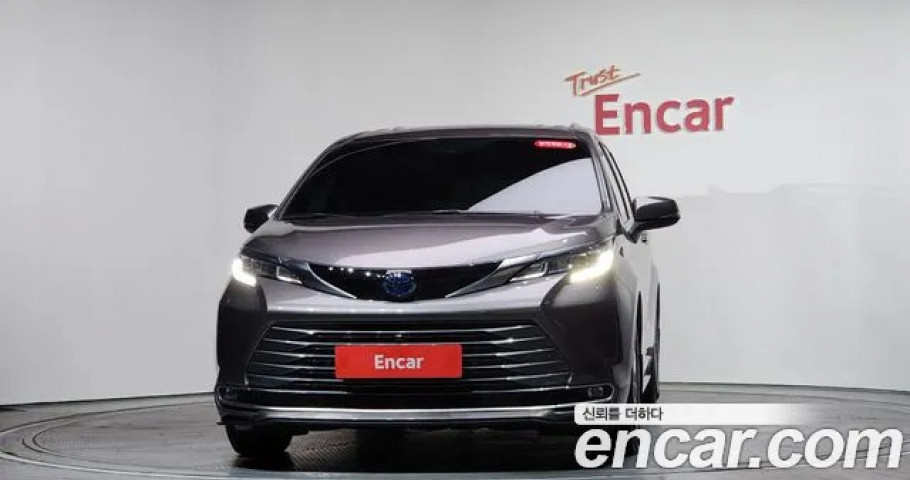 Toyota Sienna 