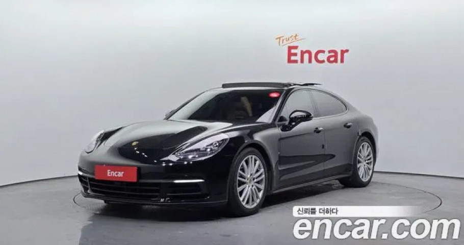 Porsche Panamera 