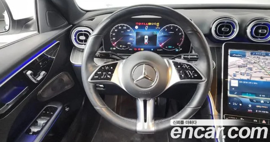 Mercedes-Benz C-Class 