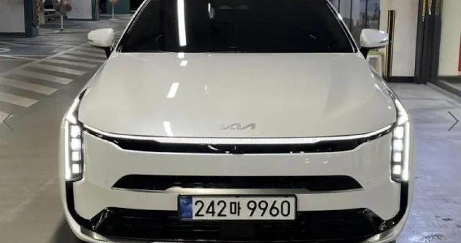Kia K8 