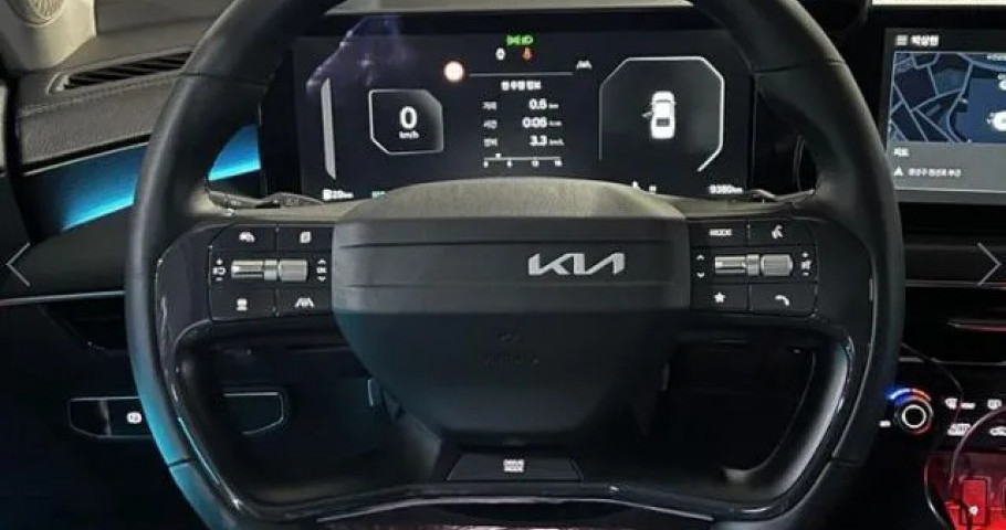 Kia K8 