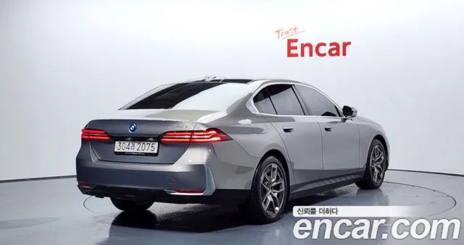 Bmw 5-Series 