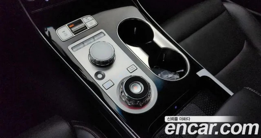 Genesis Gv70 