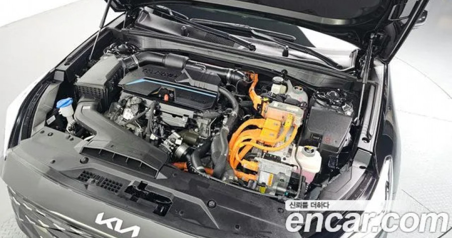 Kia K8 