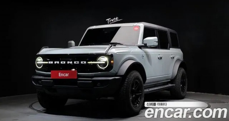 Ford Bronco 