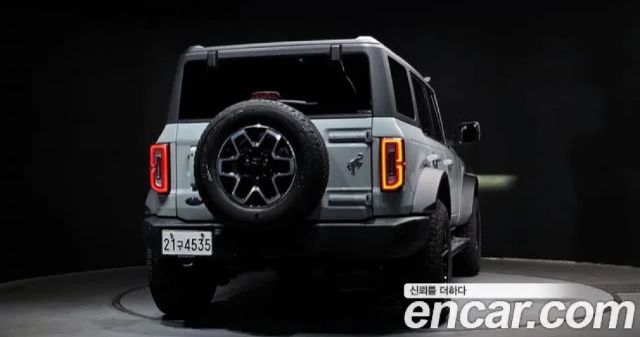 Ford Bronco 