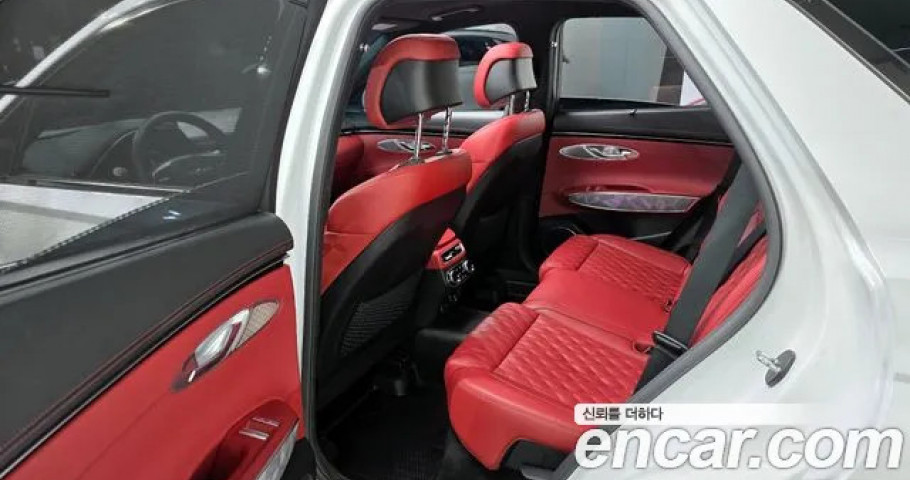 Genesis Gv70 