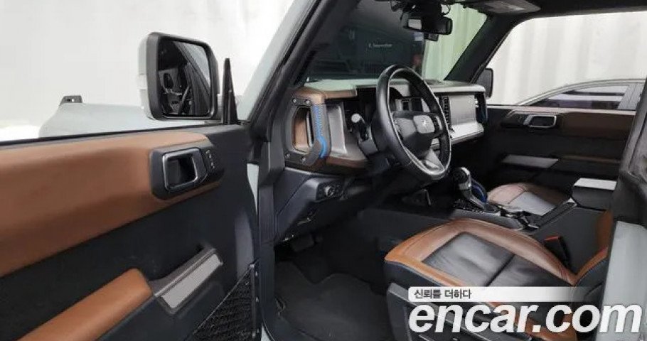 Ford Bronco 