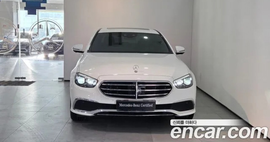 Mercedes-Benz E-Class 