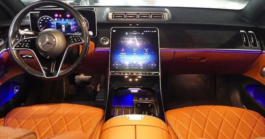 Mercedes-Benz S-Class 