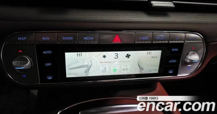 Genesis G90 