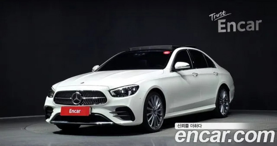 Mercedes-Benz E-Class 