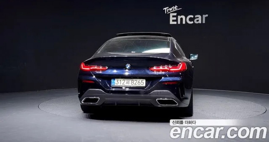 Bmw 8-Series 