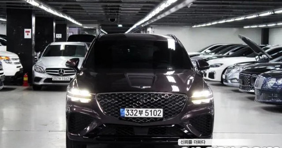 Genesis Gv70 