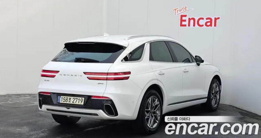 Genesis Gv70 