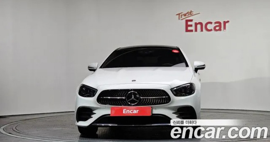 Mercedes-Benz E-Class 