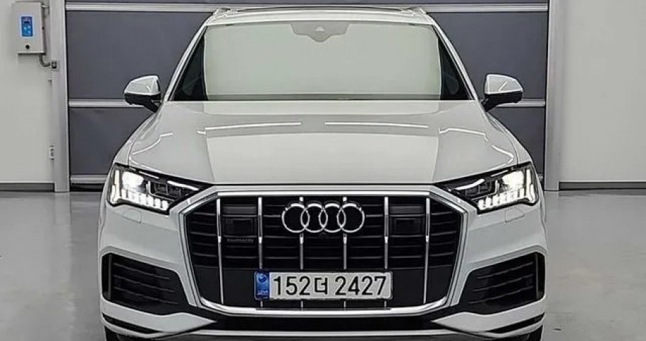 Audi Q7 
