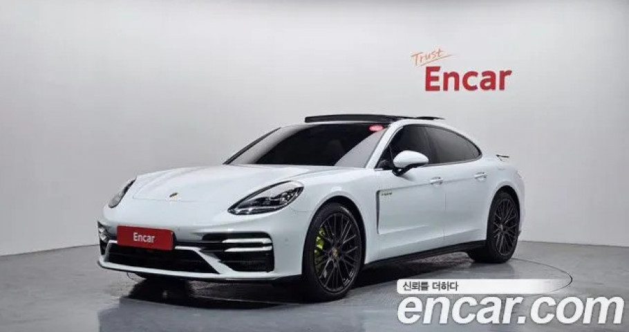 Porsche Panamera 